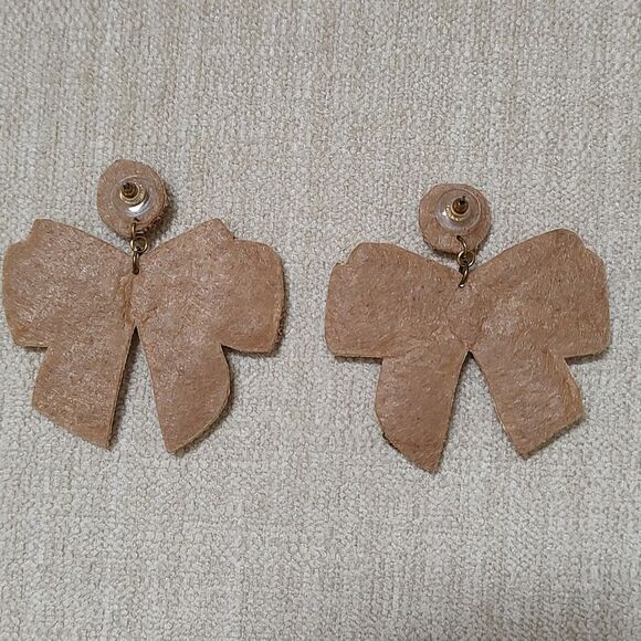 Gold Beaded Bow Pierced Drop Earrings - Picture 4 of 8